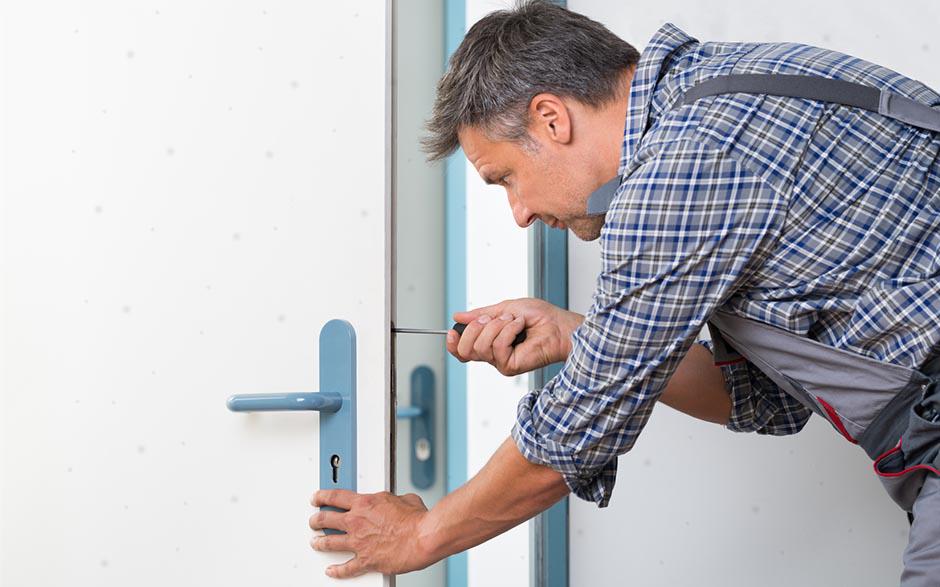 soigneux serrurier ouverture de porte Viroflay